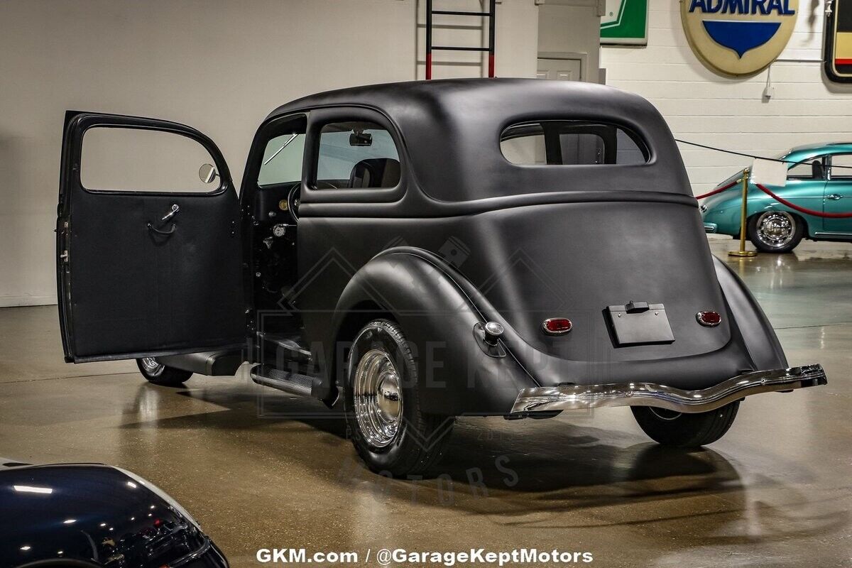 Ford-Slantback-Coupe-1936-2