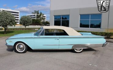 Ford-Sunliner-1960-2