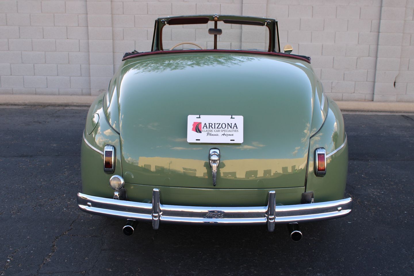 Ford-Super-DeLuxe-Cabriolet-1941-13