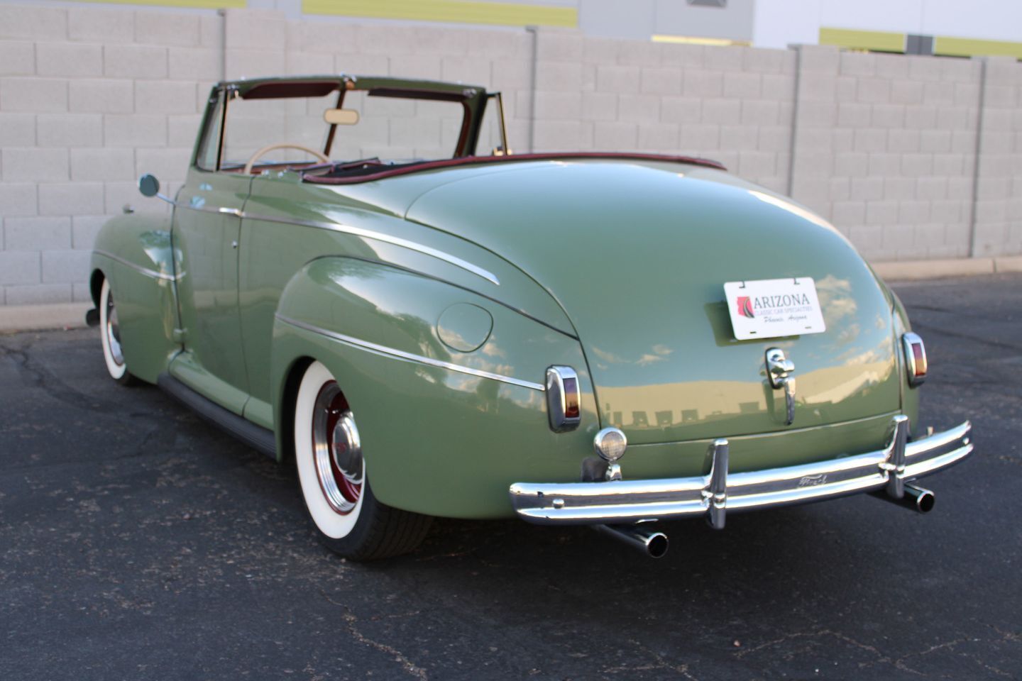 Ford-Super-DeLuxe-Cabriolet-1941-15