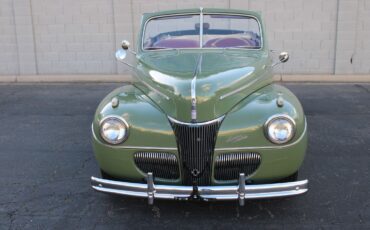 Ford-Super-DeLuxe-Cabriolet-1941-20