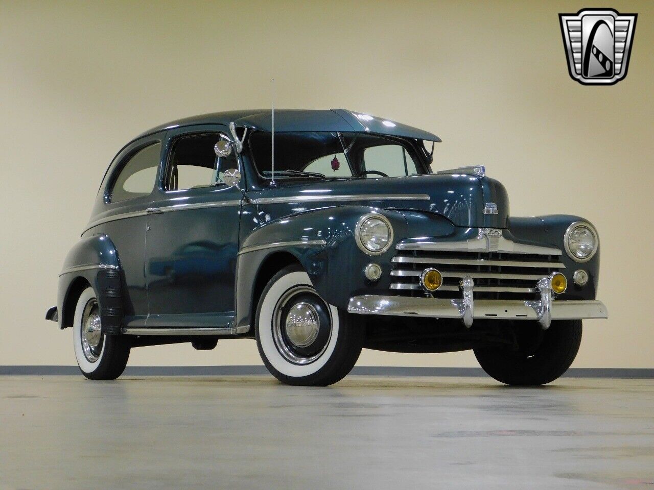 Ford-Super-Deluxe-1947-7