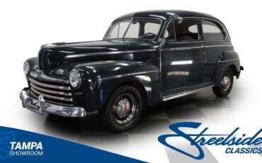 Ford-Super-Deluxe-Berline-1946