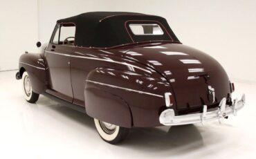 Ford-Super-Deluxe-Cabriolet-1941-4