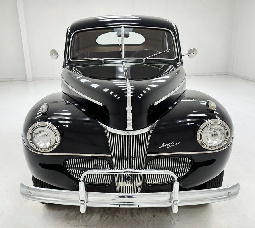 Ford-Super-Deluxe-Coupe-1941-7