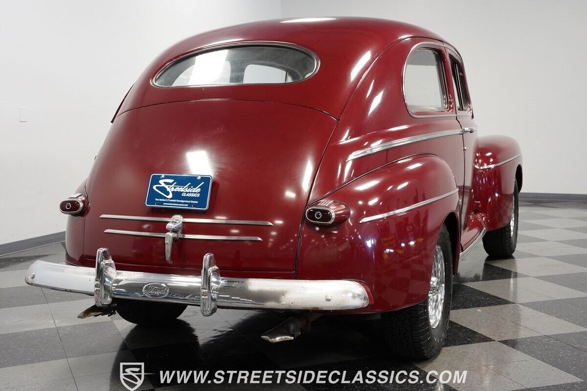 Ford-Super-Deluxe-Coupe-1946-11