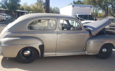 Ford-Super-deluxe-1948-1