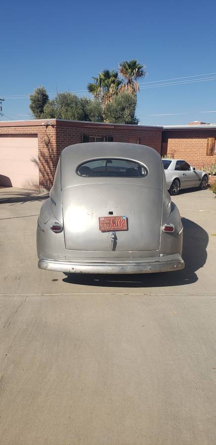 Ford-Super-deluxe-1948-3