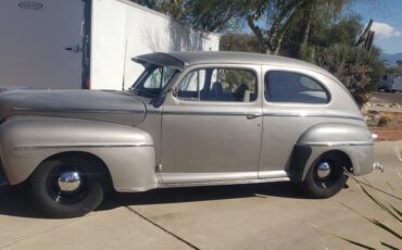 Ford-Super-deluxe-1948