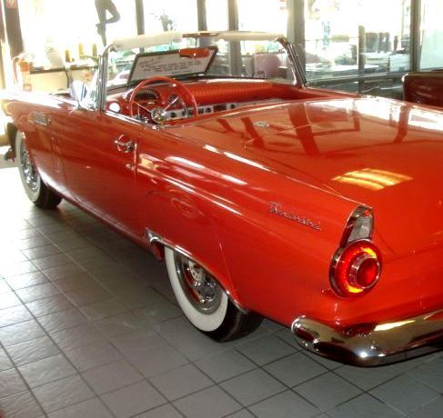 Ford-Thunderbird-1956-30