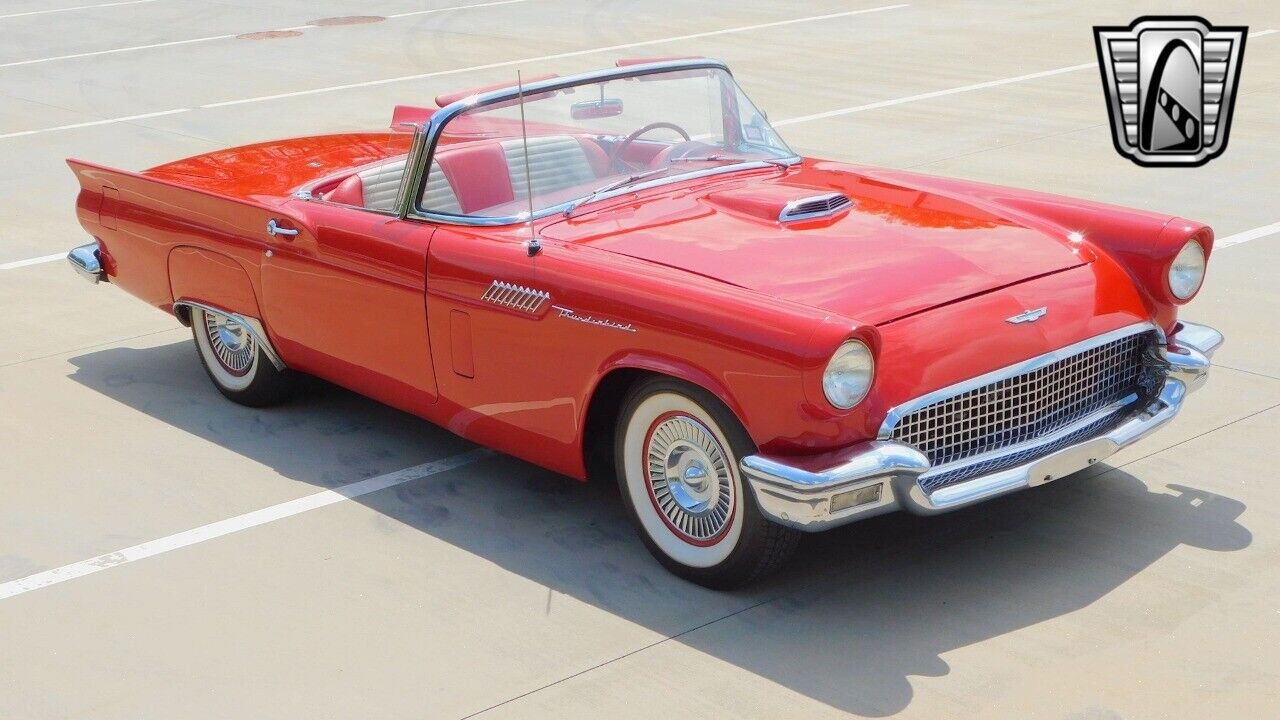 Ford-Thunderbird-1957-11