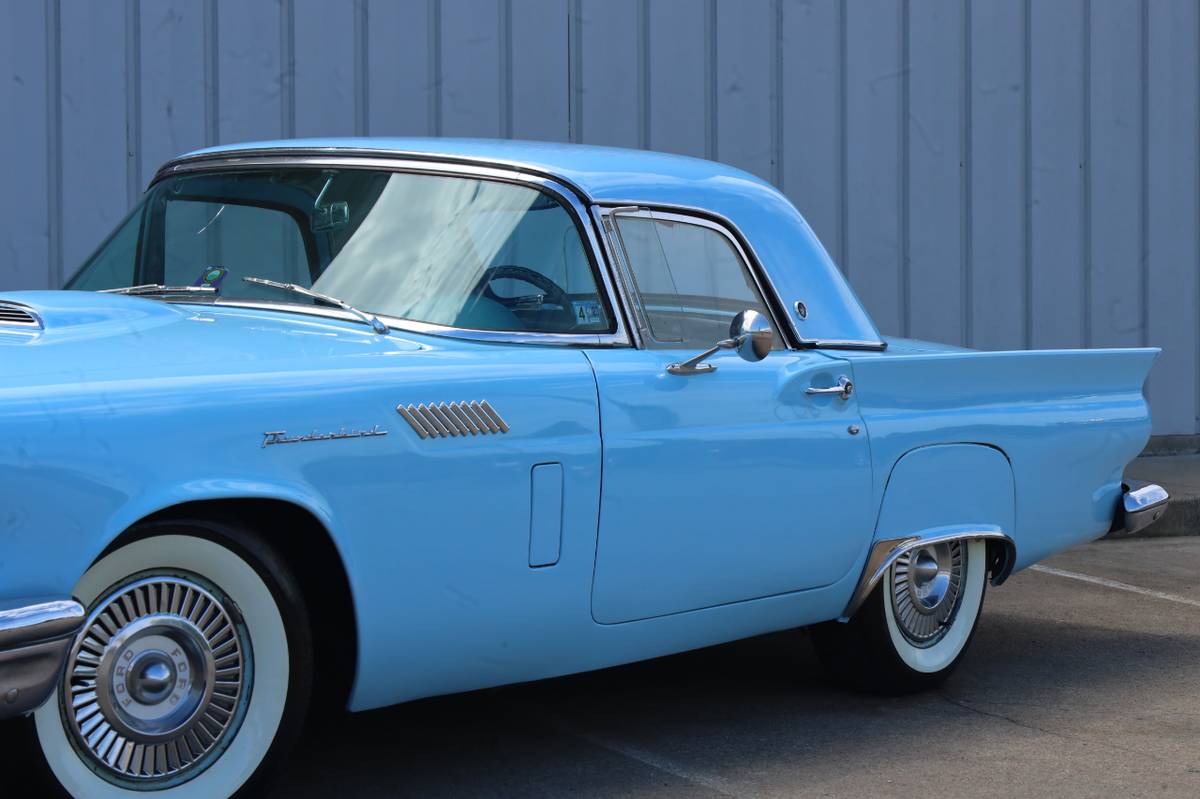 Ford-Thunderbird-1957-18