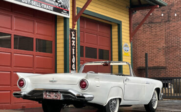 Ford-Thunderbird-1957-2