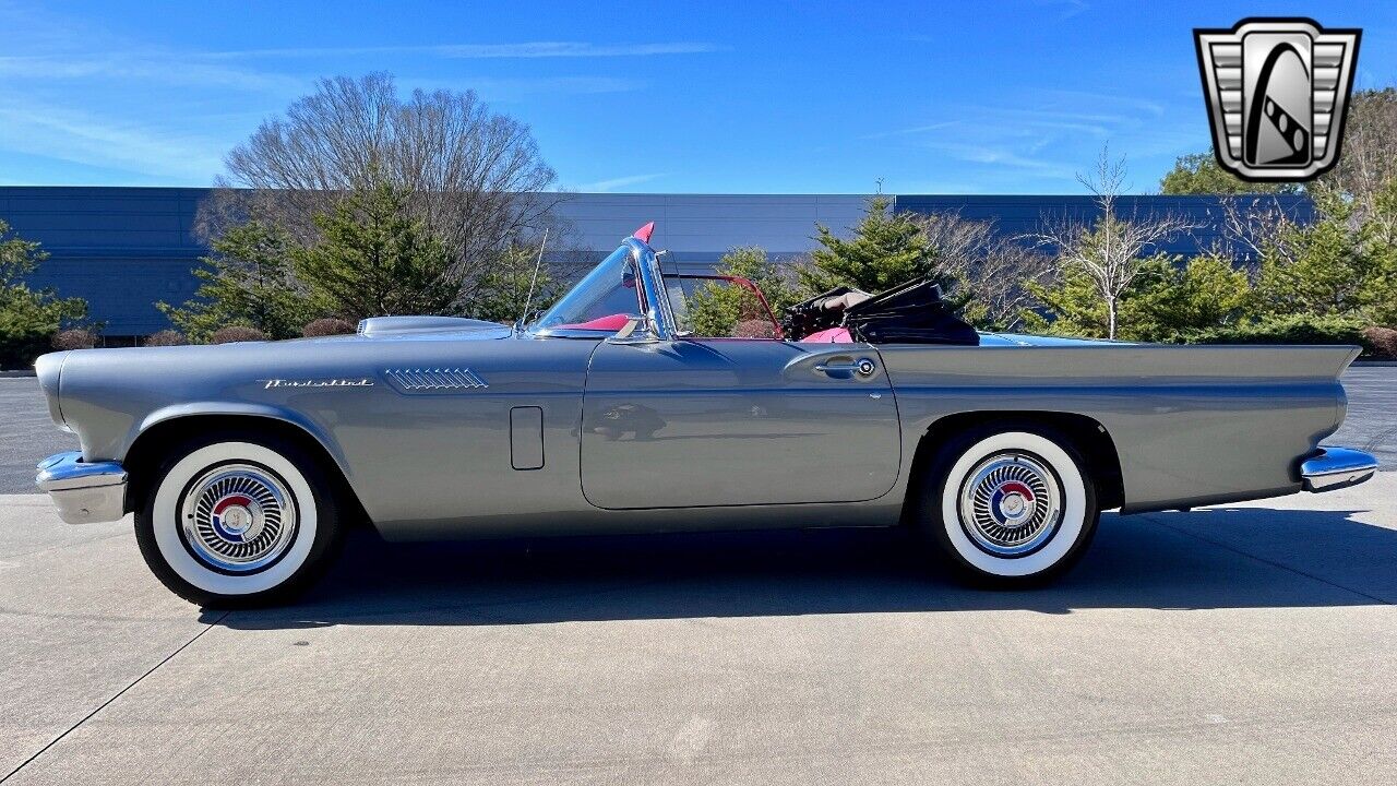 Ford-Thunderbird-1957-3