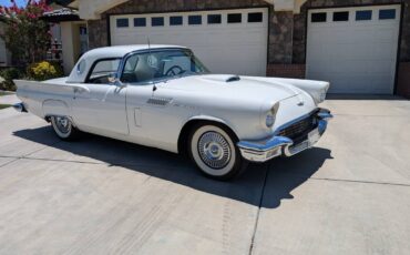 Ford-Thunderbird-1957-3