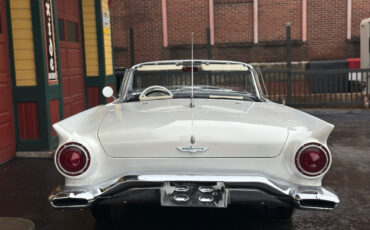 Ford-Thunderbird-1957-4