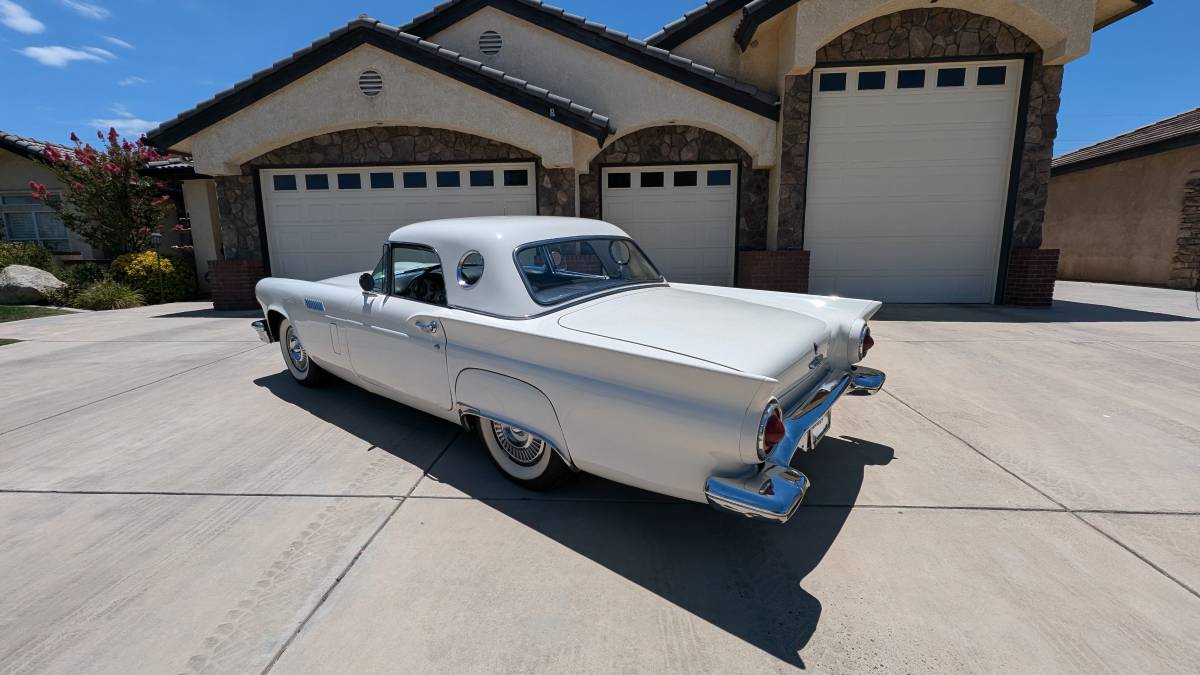 Ford-Thunderbird-1957-5