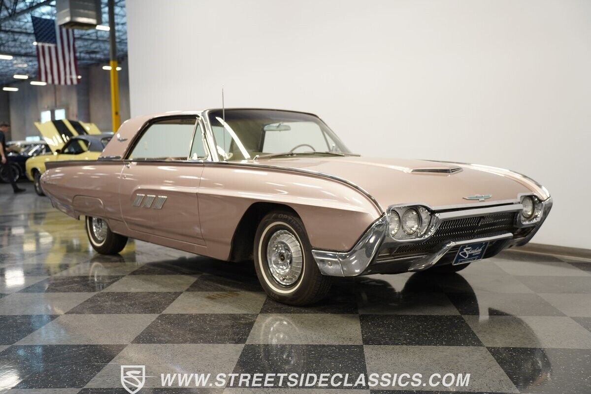 Ford-Thunderbird-1963-13