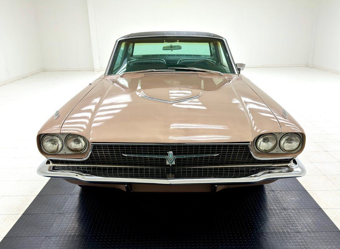 Ford-Thunderbird-1966-7