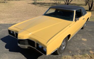 Ford-Thunderbird-1971-11