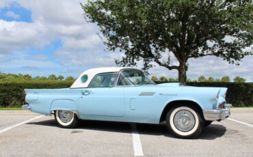 Ford Thunderbird Berline 1957