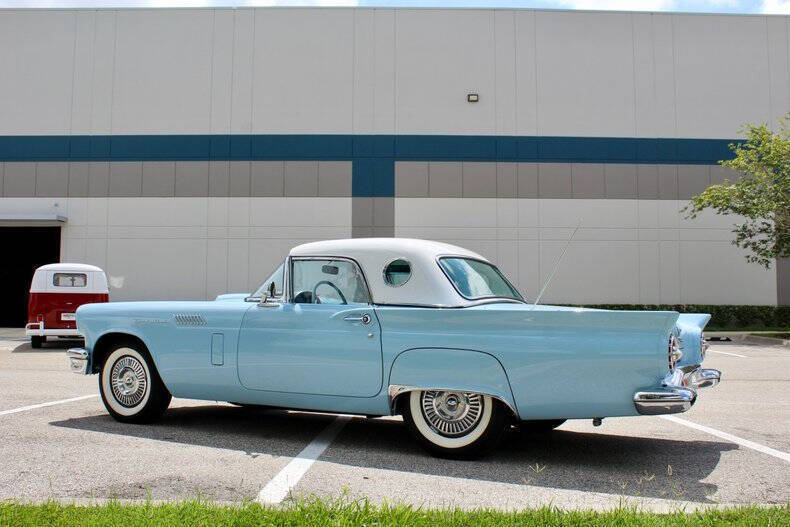 Ford-Thunderbird-Berline-1957-9