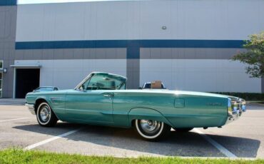 Ford-Thunderbird-Berline-1965-11