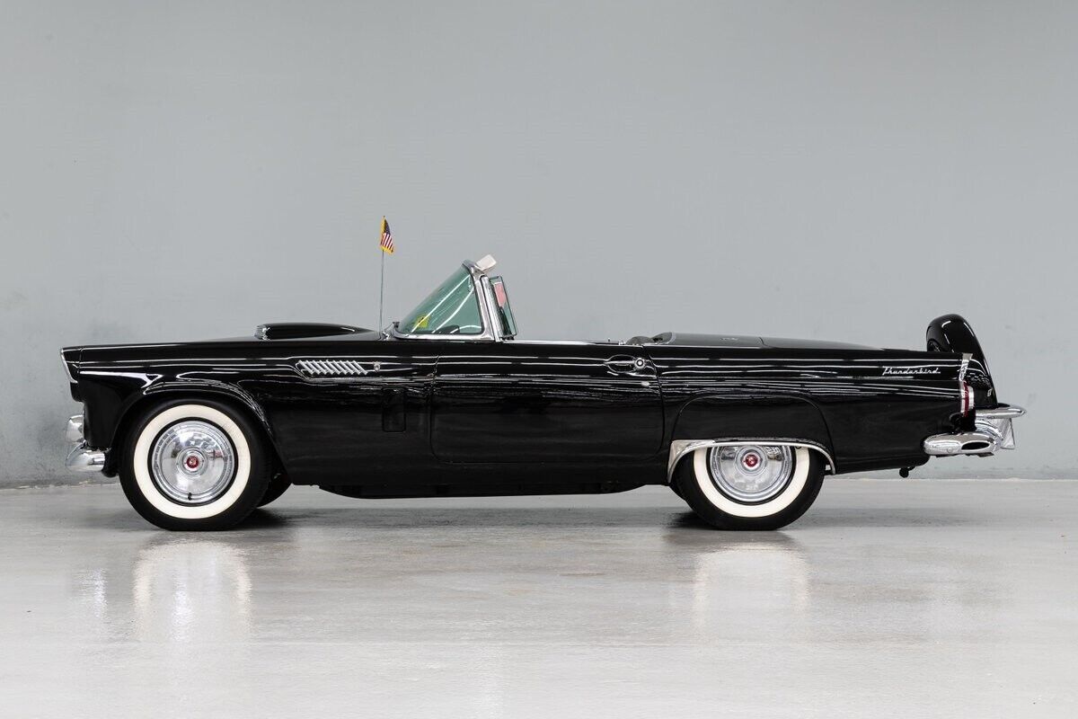 Ford-Thunderbird-Cabriolet-1956-2