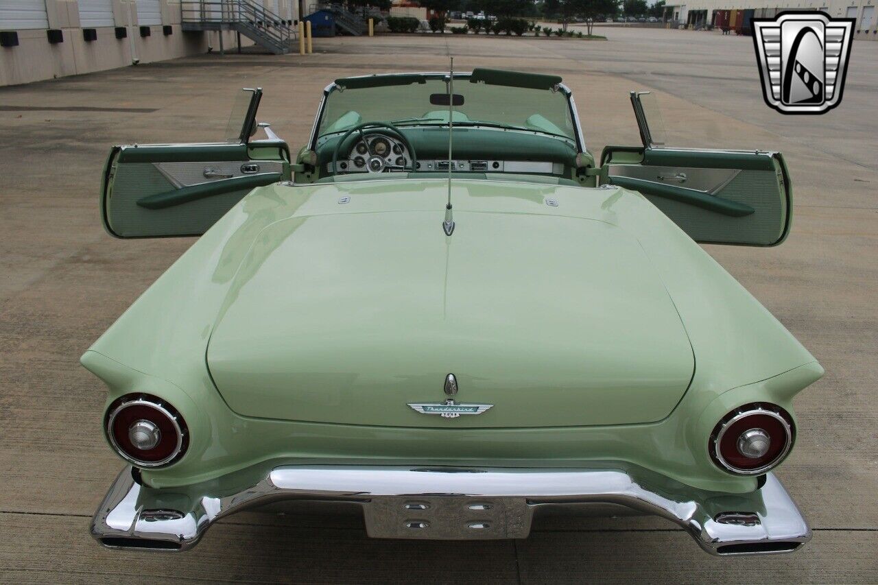 Ford-Thunderbird-Cabriolet-1957-6