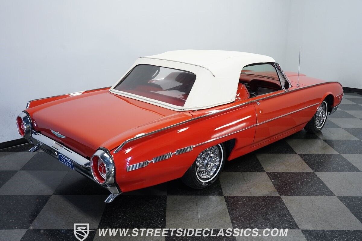 Ford-Thunderbird-Cabriolet-1962-24