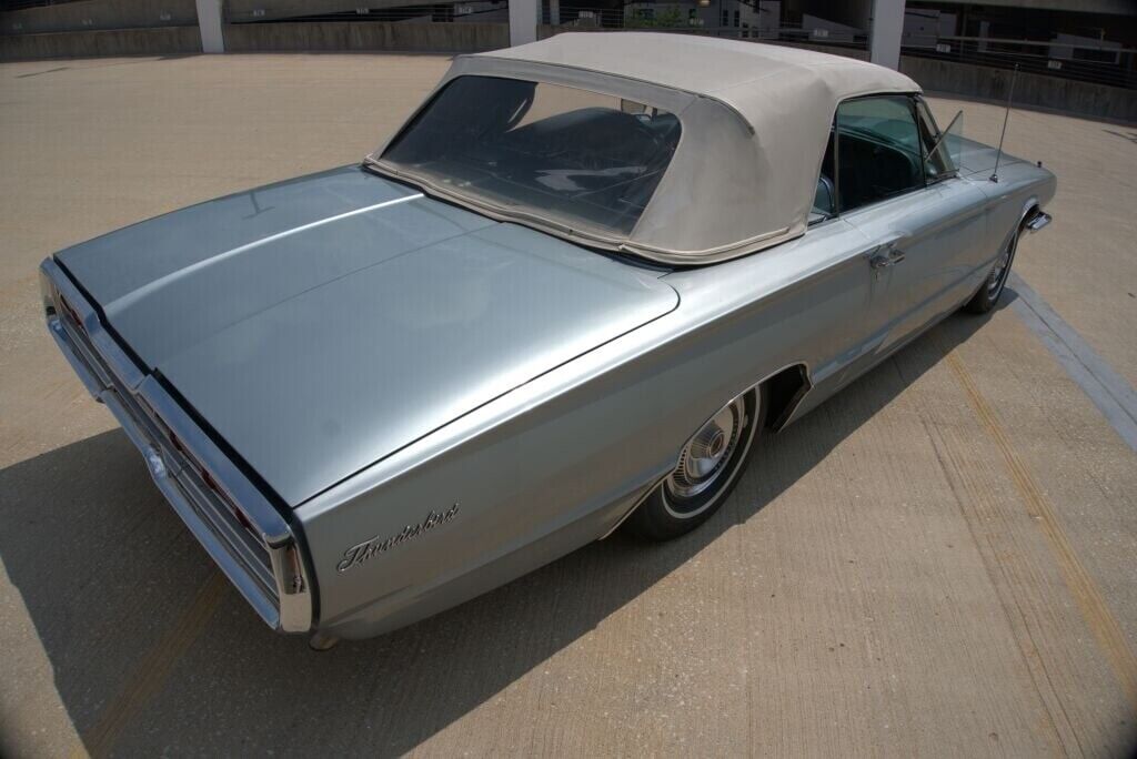 Ford-Thunderbird-Cabriolet-1966-4