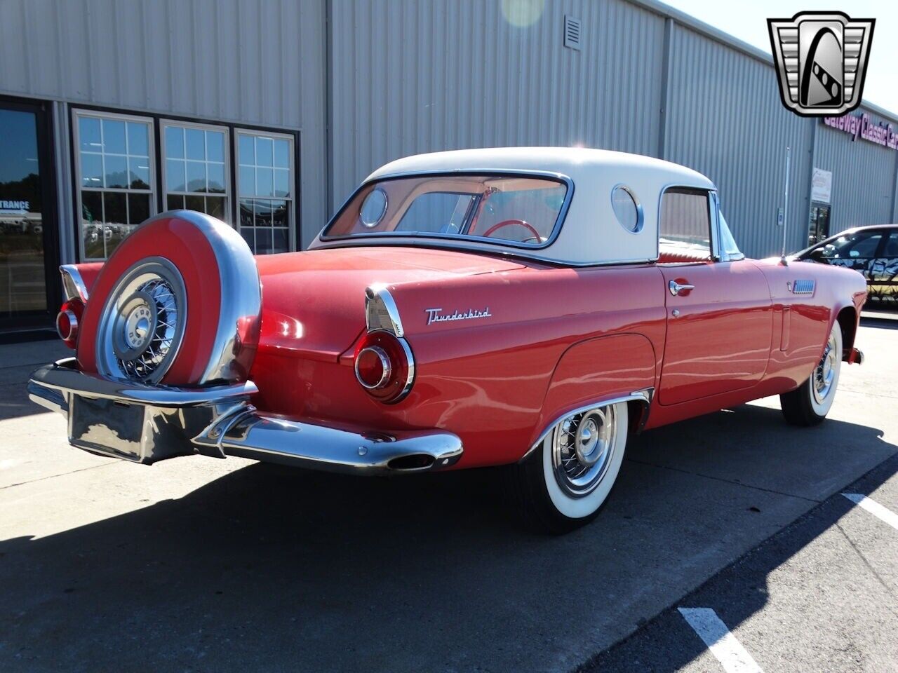 Ford-Thunderbird-Coupe-1956-7