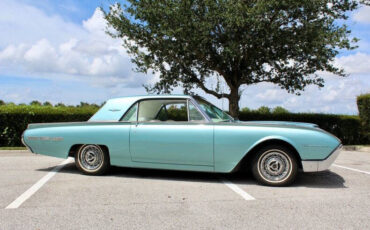 Ford-Thunderbird-Coupe-1962-2