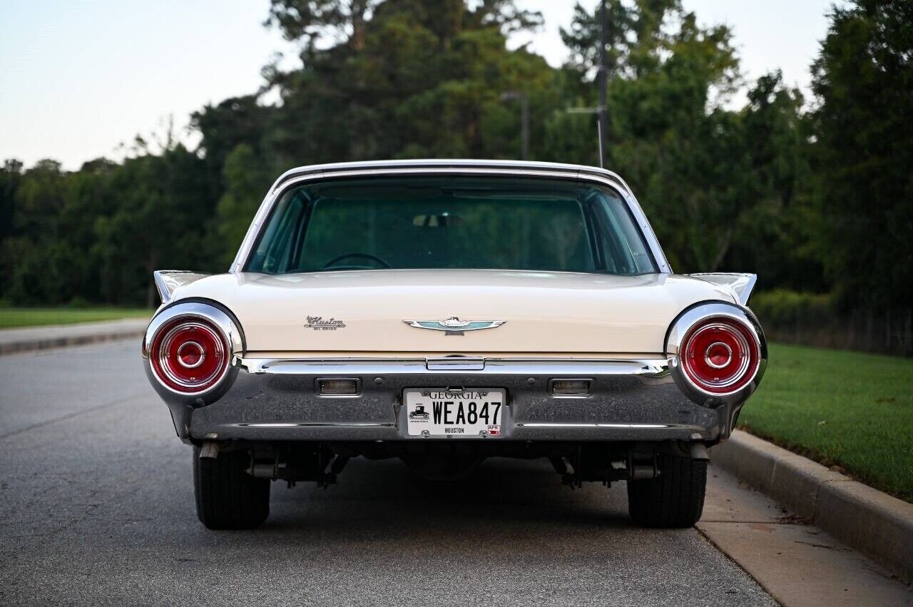 Ford-Thunderbird-Coupe-1962-27