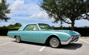 Ford-Thunderbird-Coupe-1962-3