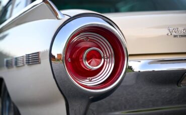 Ford-Thunderbird-Coupe-1962-30