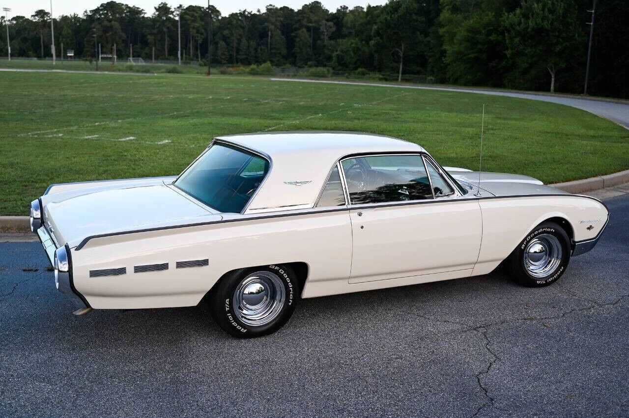 Ford-Thunderbird-Coupe-1962-8