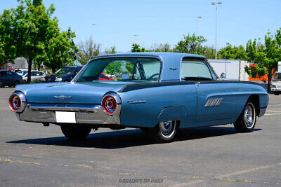 Ford-Thunderbird-Coupe-1963-7