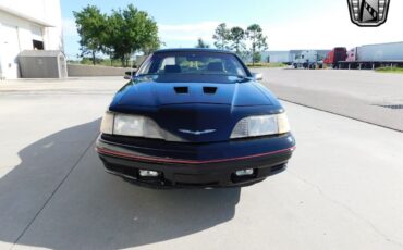 Ford-Thunderbird-Coupe-1987-2