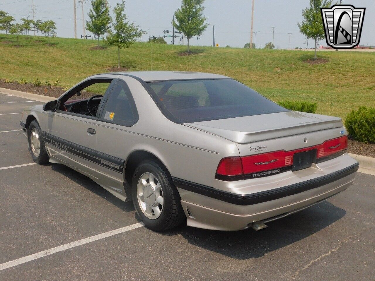 Ford-Thunderbird-Coupe-1989-3