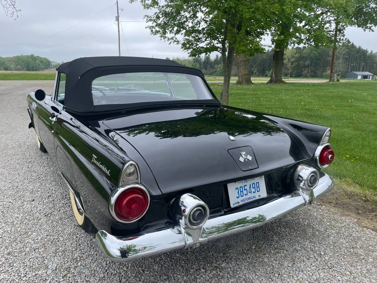 Ford-Thunderbird-convertible-1955-2