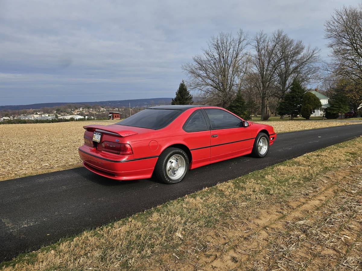 Ford-Thunderbird-super-coupe-1992-5