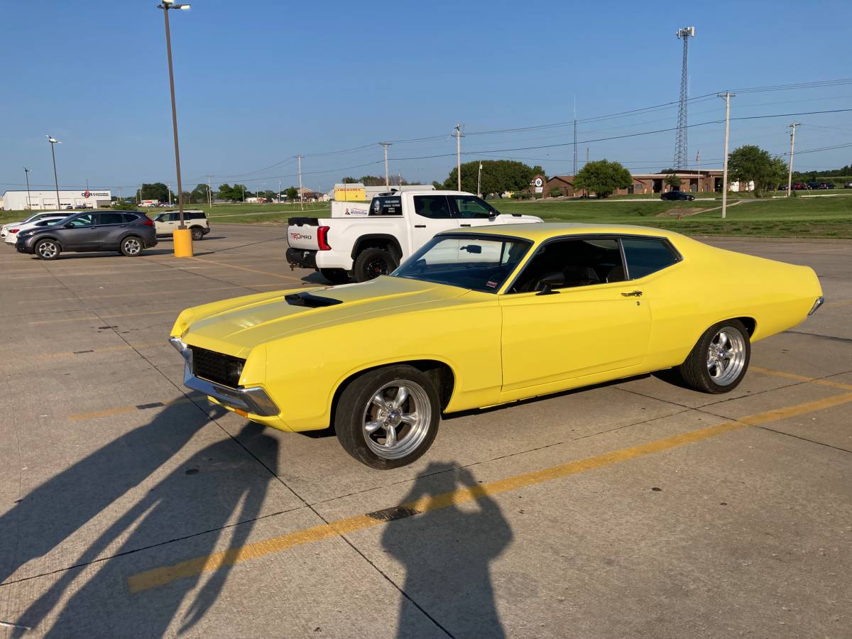 Ford-Torino-gt-1971-3