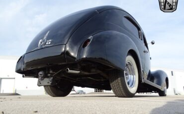 Ford-Tudor-Berline-1939-6