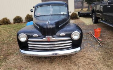 Ford-Tudor-sedan-1946-12