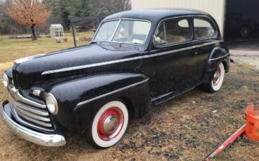 Ford-Tudor-sedan-1946