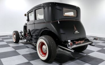 Ford-Victoria-Coupe-1930-4