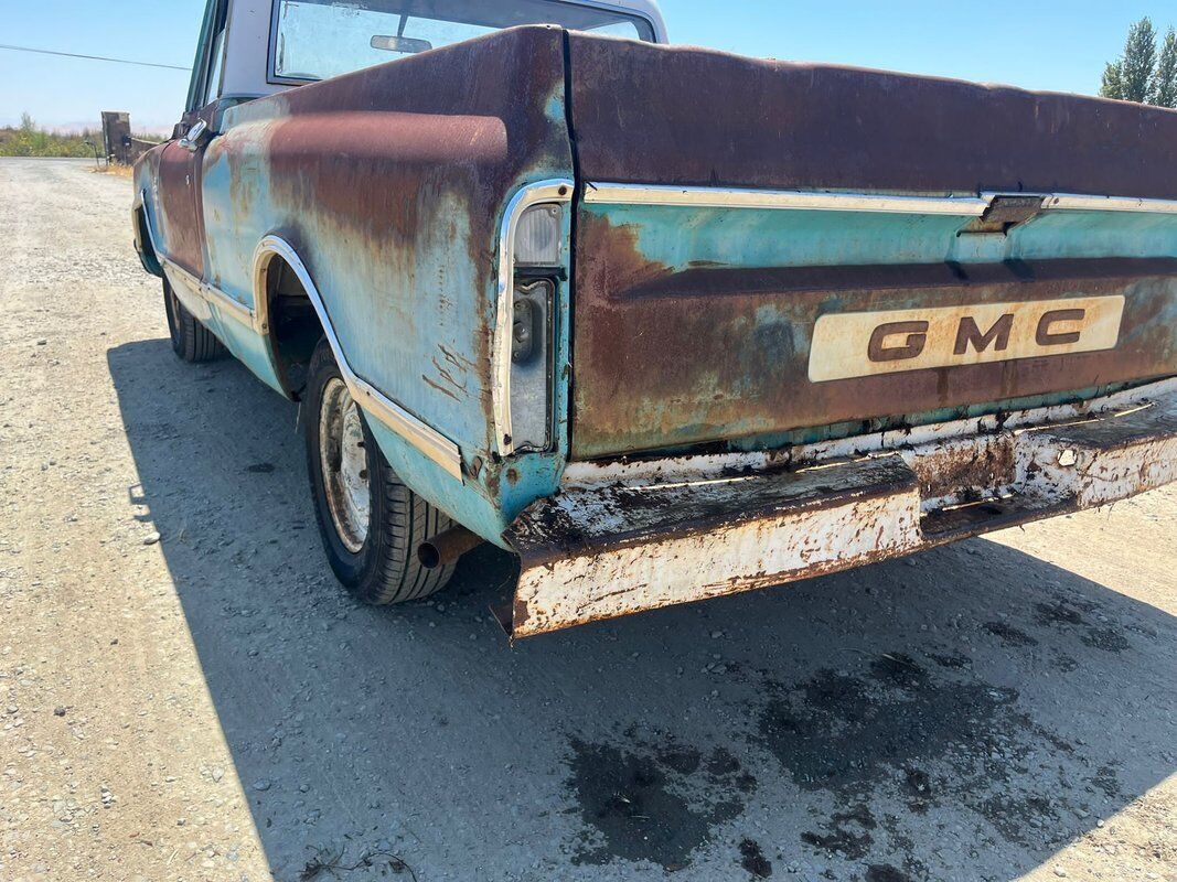 GMC-C10-1967-10