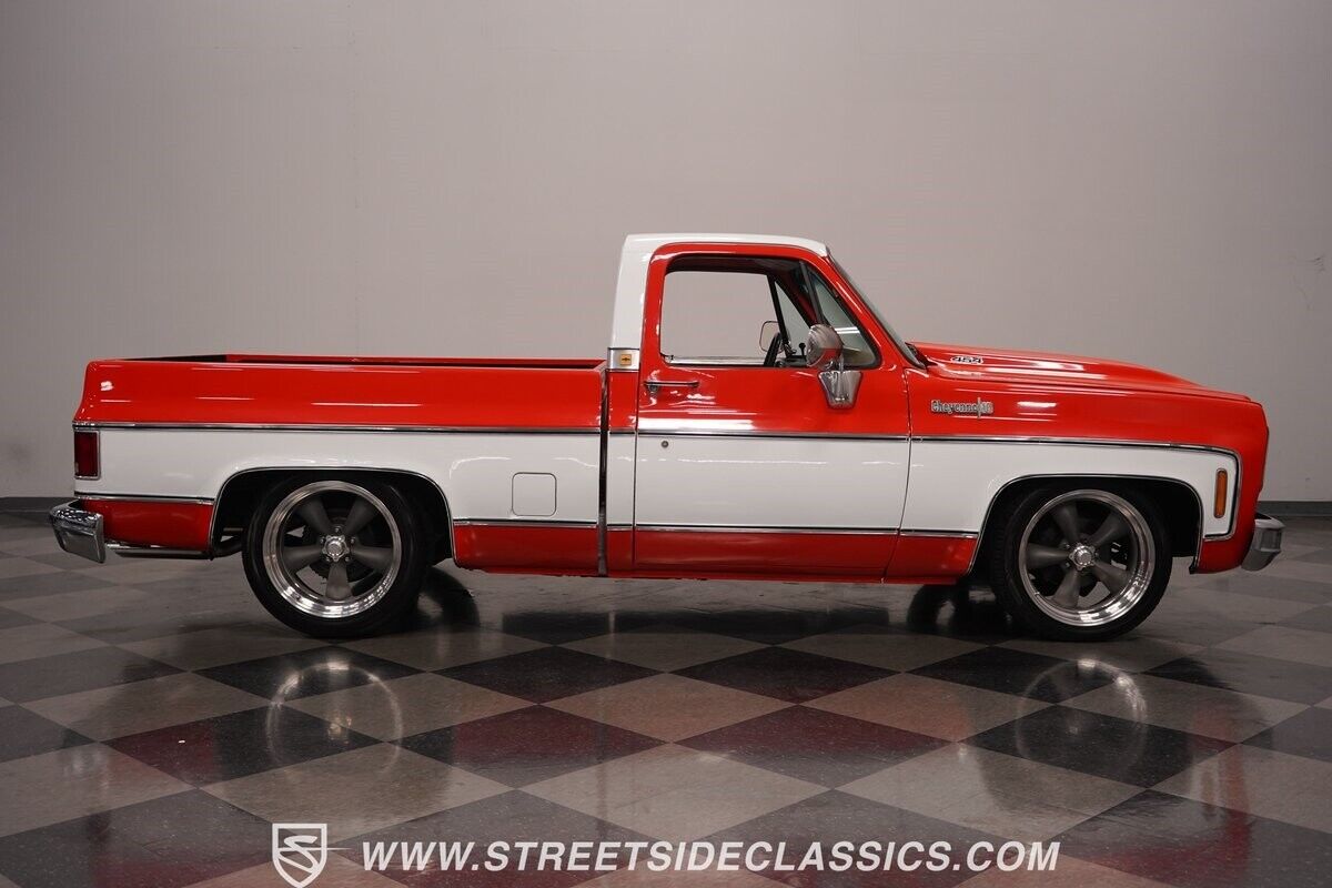 GMC-C10-Pickup-1976-17