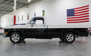 GMC-R10-Sierra-Classic-Pickup-1987-1